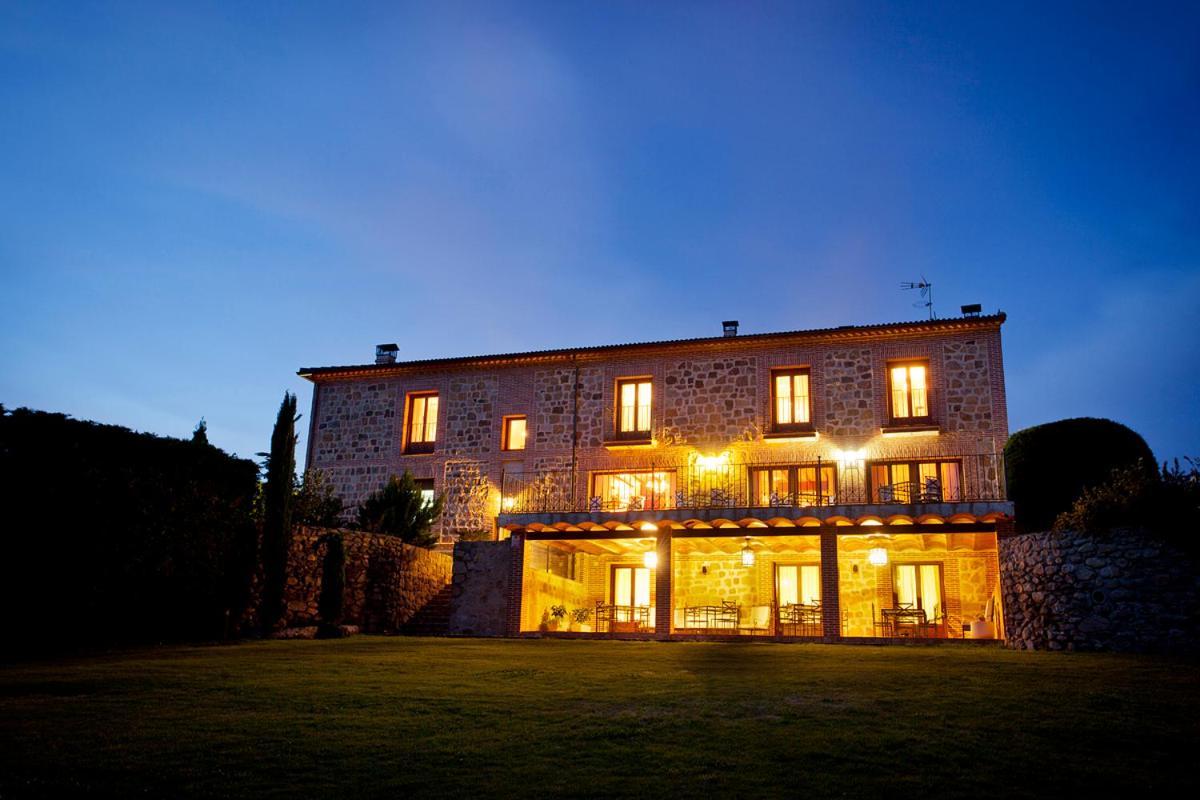 Remanso de Gredos Hostal Navalonguilla Exterior foto